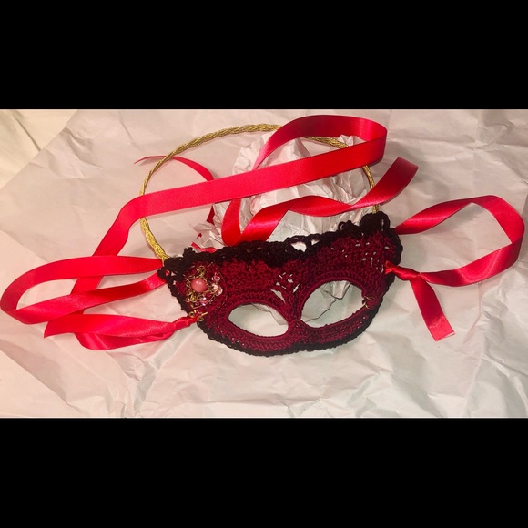 Masquerade mask - Picture 2 of 8